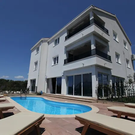 Pia - Ground Floor Homestay Trogir