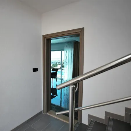 Pia - Ground Floor Homestay